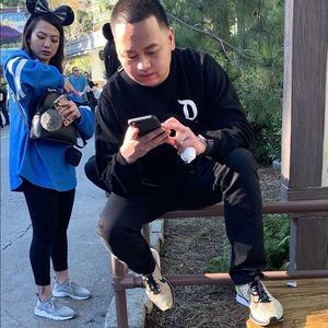 Meet your Posher, Elbert